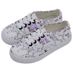 Cute Deers  Kids  Classic Low Top Sneakers by ConteMonfrey