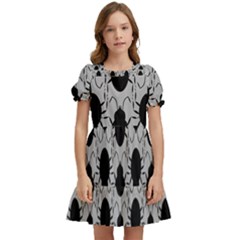 Pattern Beetle Insect Black Grey Kids  Puff Sleeved Dress