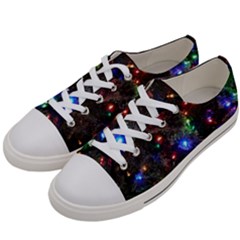 Christmas Lights Men s Low Top Canvas Sneakers