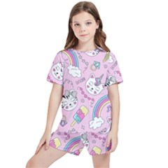 Beautiful Cute Animals Pattern Pink Kids  T-shirt And Sports Shorts Set by Grandong