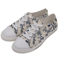 Blue Vintage Background, Blue Roses Patterns, Retro Women s Low Top Canvas Sneakers by nateshop