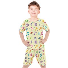 Seamless Pattern Musical Note Doodle Symbol Kids  T-shirt And Shorts Set by Hannah976