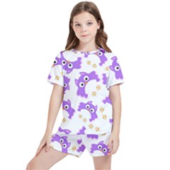 Purple Owl Pattern Background Kids  T-shirt And Sports Shorts Set by Apen