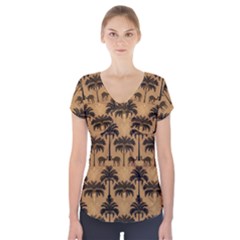 Pattern Symmetry Stack Texture Short Sleeve Front Detail Top