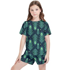 Peacock Pattern Kids  T-Shirt And Sports Shorts Set