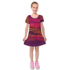 Time Wind Polishpattern Architecture Building City Cityscape Nature Pop-art Pop Surrealism  Retrowave Kids  Short Sleeve Velvet Dress