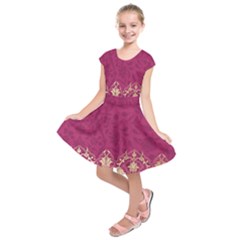 Vintage Pink Texture, Floral Design, Floral Texture Patterns, Kids  Short Sleeve Dress
