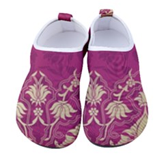 Vintage Pink Texture, Floral Design, Floral Texture Patterns, Kids  Sock-style Water Shoes