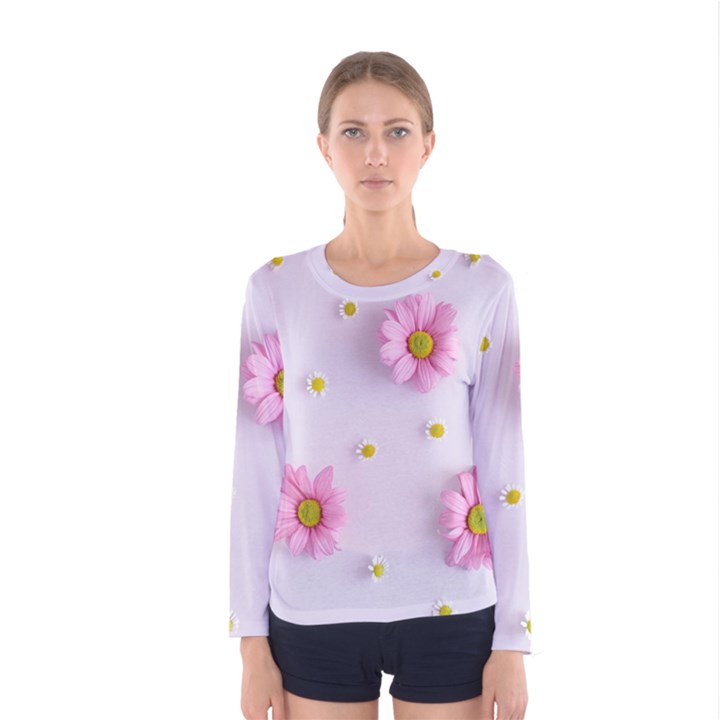 Springpurple Flower On A Purple Background Women s Long Sleeve T-Shirt