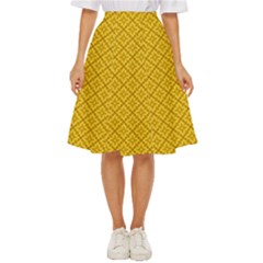 Yellow Floral Pattern Vintage Pattern, Yellow Background Classic Short Skirt by nateshop
