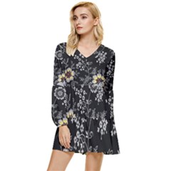 Black Background With Gray Flowers, Floral Black Texture Tiered Long Sleeve Mini Dress