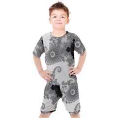 Males Mandelbrot Abstract Almond Bread Kids  T-shirt And Shorts Set by Cemarart