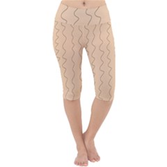 Lines Pattern Wiggly Minimal Print Lightweight Velour Cropped Yoga Leggings