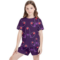 Pattern Petals Dots Print Seamless Kids  T-shirt And Sports Shorts Set by Cemarart