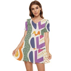 Abstract Pattern Background Tiered Short Sleeve Babydoll Dress