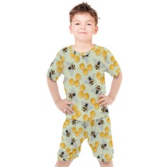 Bees Pattern Honey Bee Bug Honeycomb Honey Beehive Kids  T-Shirt and Shorts Set