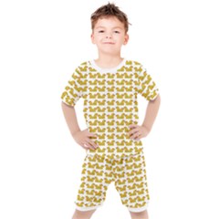 Little Bird Motif Pattern Wb Kids  T-shirt And Shorts Set by dflcprintsclothing