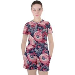 Vintage Floral Poppies Women s T-shirt And Shorts Set