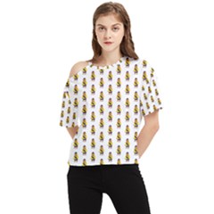 Teddy Pattern One Shoulder Cut Out T-shirt