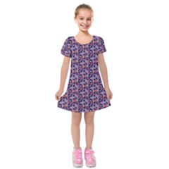 Trippy Cool Pattern Kids  Short Sleeve Velvet Dress