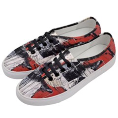 Abstract  Women s Classic Low Top Sneakers