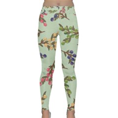 Berries Flowers Pattern Print Classic Yoga Leggings