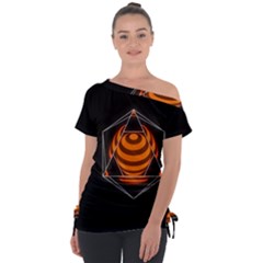 Geometry Off Shoulder Tie-up T-shirt