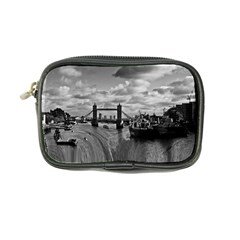 River Thames Waterfall Ultra Compact Camera Case