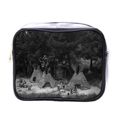 Vintage Usa California Disneyland Indian Camp 1970 Single-sided Cosmetic Case by Vintagephotos