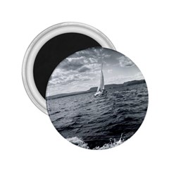 Sailing Regular Magnet (round)