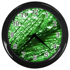 Waterdrops Wall Clock (black) by Siebenhuehner