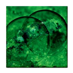 Green Bubbles Face Towel by Siebenhuehner