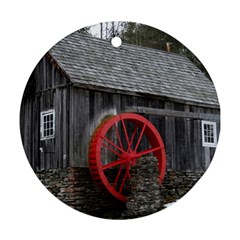 Vermont Christmas Barn Round Ornament