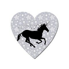 Unicorn On Starry Background Magnet (heart)