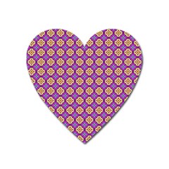 Purple Decorative Quatrefoil Magnet (heart) by GardenOfOphir