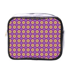 Purple Decorative Quatrefoil Mini Travel Toiletry Bag (One Side)