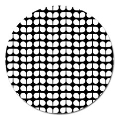 Black And White Leaf Pattern Magnet 5  (round) by GardenOfOphir