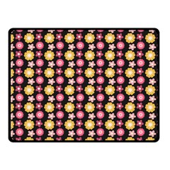 Cute Floral Pattern Fleece Blanket (small) by GardenOfOphir