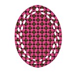 Cute Seamless Tile Pattern Gifts Oval Filigree Ornament (2-Side)  Front