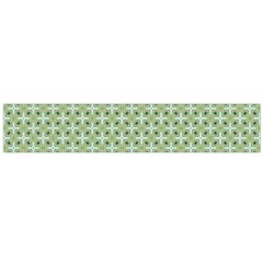 Cute Seamless Tile Pattern Gifts Flano Scarf (large) 