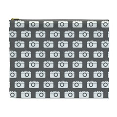 Modern Chic Vector Camera Illustration Pattern Cosmetic Bag (xl) by GardenOfOphir