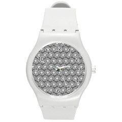 Gerbera Daisy Vector Tile Pattern Round Plastic Sport Watch (m) by GardenOfOphir