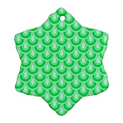 Awesome Retro Pattern Green Ornament (Snowflake) 