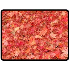 RED MAPLE LEAVES Fleece Blanket (Large) 