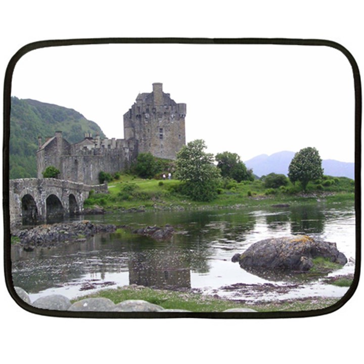 SCOTLAND EILEAN DONAN Fleece Blanket (Mini)