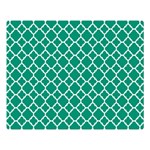 Emerald Green Quatrefoil Pattern Double Sided Flano Blanket (Large) 80 x60  Blanket Front