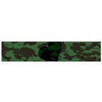 Green Camo Hearts Flano Scarf (Small)