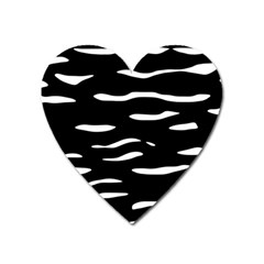 Black and white Heart Magnet