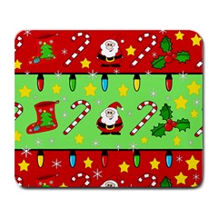 Christmas pattern - green and red Large Mousepads