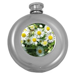 White summer flowers, watercolor painting Round Hip Flask (5 oz)